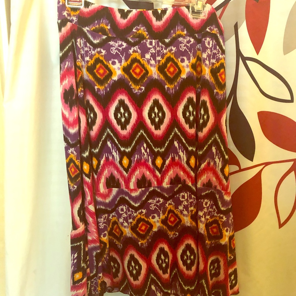 Women multicolored skirt
